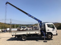 三菱ふそうキャンタークレーン3段小型（2t・3t）[写真07]