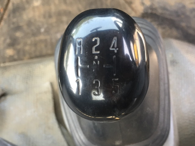 いすゞエルフダンプ小型（2t・3t）[写真33]