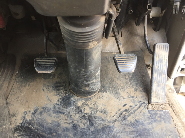 いすゞエルフダンプ小型（2t・3t）[写真34]