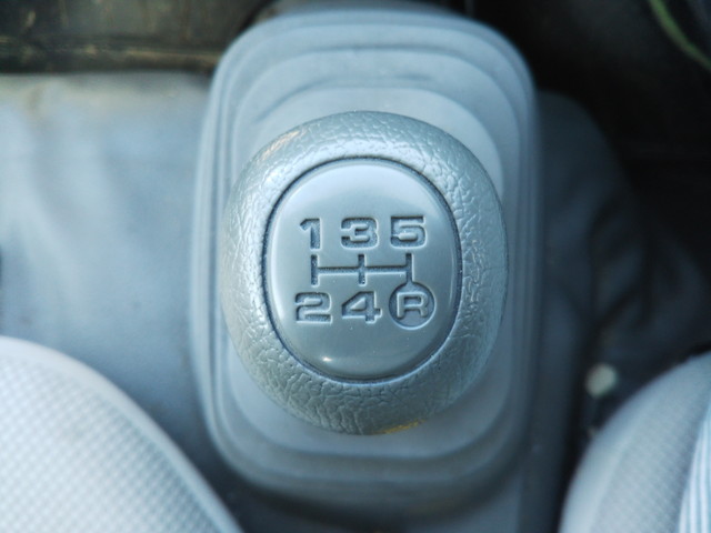 トヨタダイナ平ボディ小型（2t・3t）[写真09]