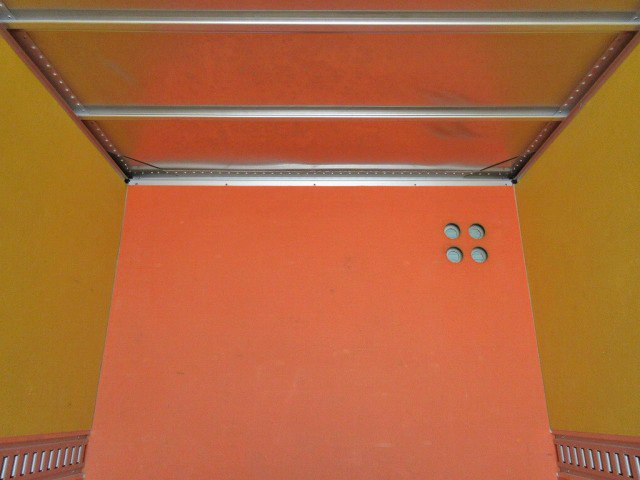 日産アトラスアルミバン小型（2t・3t）[写真10]