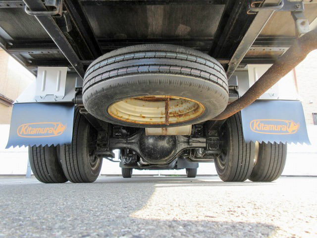 日産アトラスアルミバン小型（2t・3t）[写真18]