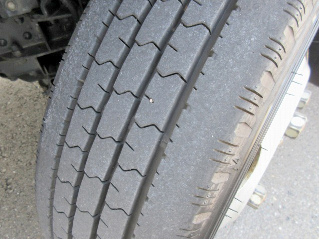 日産アトラスアルミバン小型（2t・3t）[写真22]