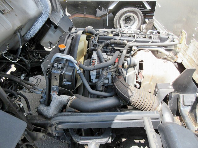 日産アトラスアルミバン小型（2t・3t）[写真24]