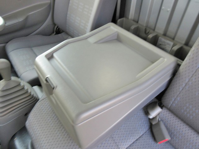 日産アトラスアルミバン小型（2t・3t）[写真27]