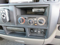 日産アトラスアルミバン小型（2t・3t）[写真32]