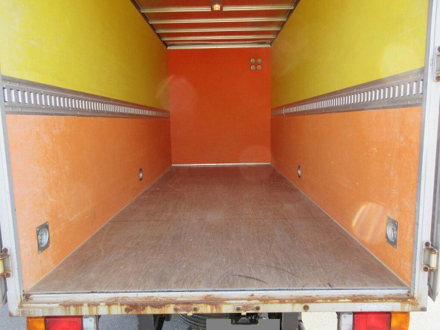 日産アトラスアルミバン小型（2t・3t）[写真09]