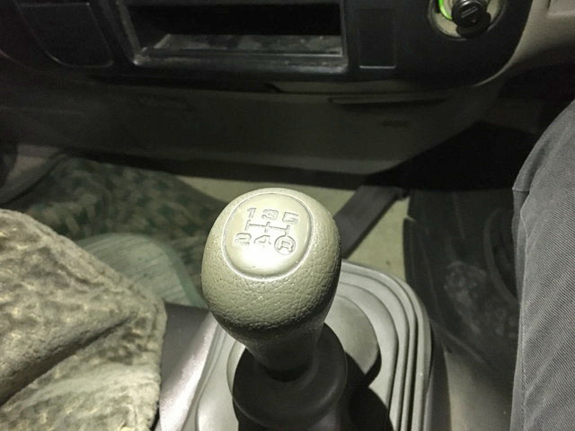 トヨタトヨエース平ボディ小型（2t・3t）[写真17]