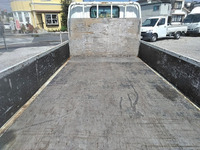 三菱ふそうキャンター平ボディ小型（2t・3t）[写真13]