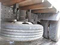 三菱ふそうキャンター平ボディ小型（2t・3t）[写真21]