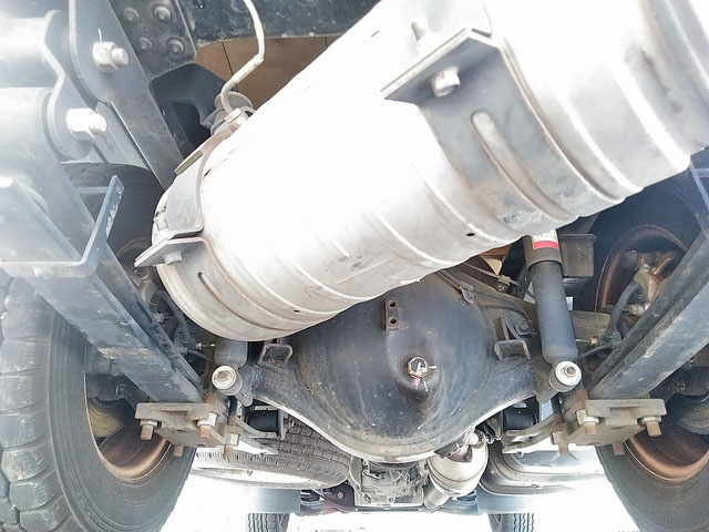 三菱ふそうキャンター平ボディ小型（2t・3t）[写真22]