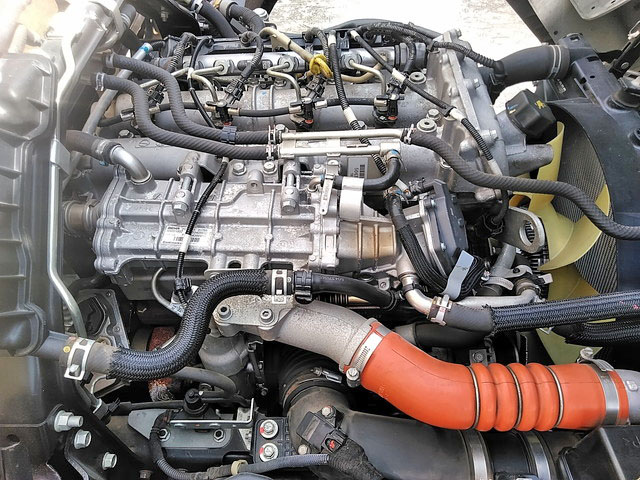 三菱ふそうキャンター平ボディ小型（2t・3t）[写真25]