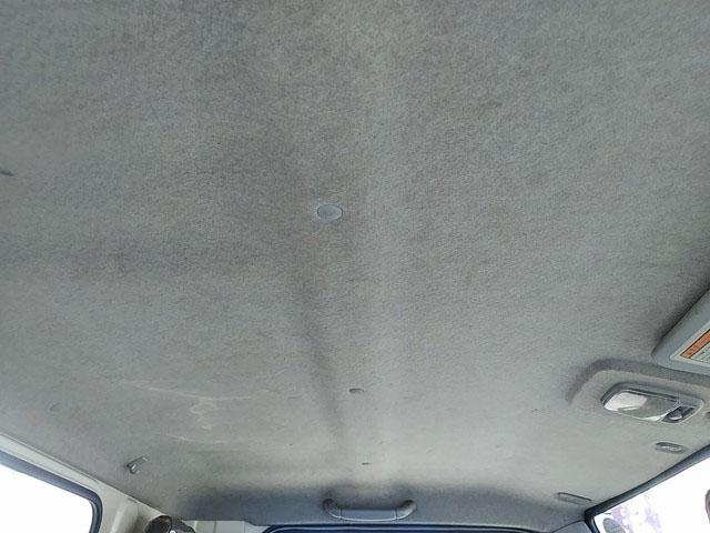 三菱ふそうキャンター平ボディ小型（2t・3t）[写真30]