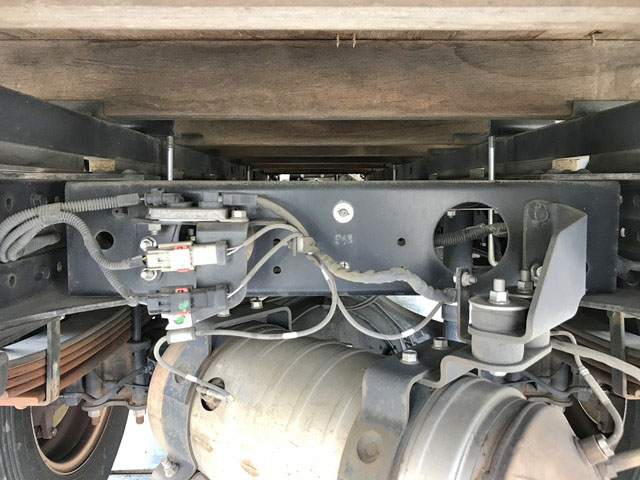 三菱ふそうキャンター平ボディ小型（2t・3t）[写真20]