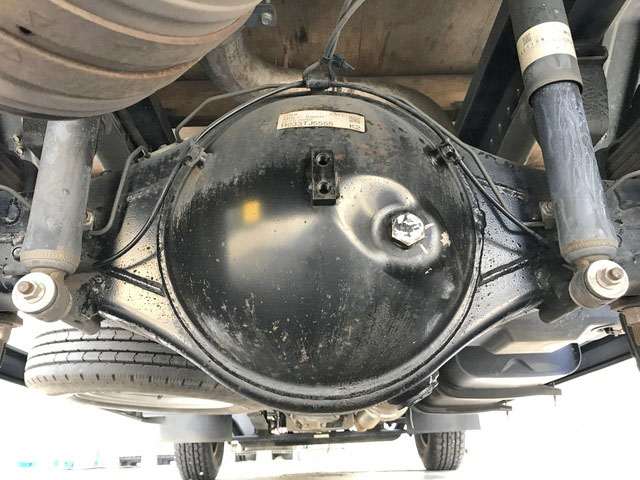 三菱ふそうキャンター平ボディ小型（2t・3t）[写真22]