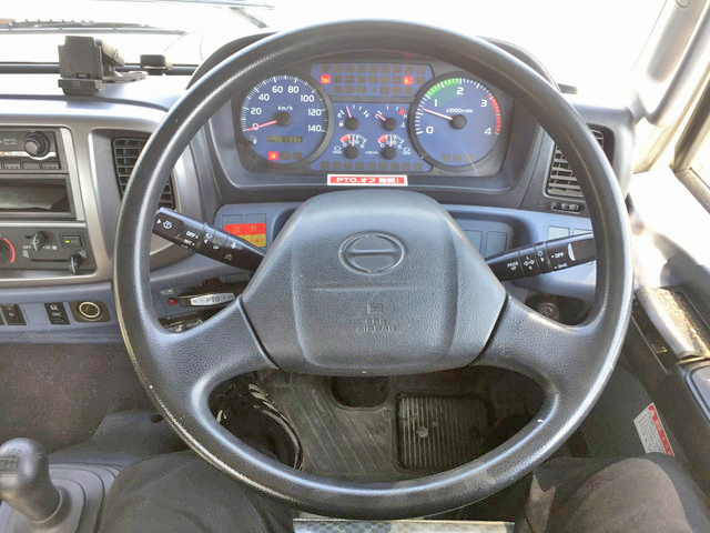 日野レンジャークレーン6段中型（4t）[写真36]