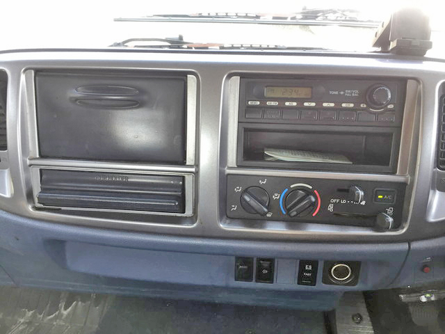 日野レンジャークレーン6段中型（4t）[写真37]