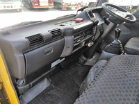 いすゞエルフパネルバン小型（2t・3t）[写真32]