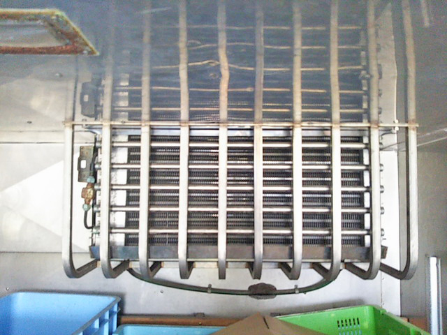 三菱ふそうキャンター冷凍車（冷蔵車）小型（2t・3t）[写真12]