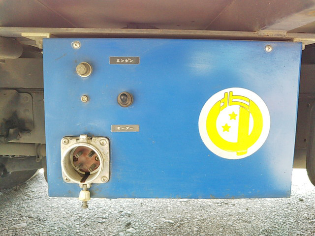 三菱ふそうキャンター冷凍車（冷蔵車）小型（2t・3t）[写真17]