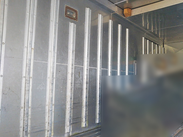 三菱ふそうキャンター冷凍車（冷蔵車）小型（2t・3t）[写真09]