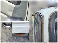 三菱ふそうキャンターコンテナ専用車小型（2t・3t）[写真14]