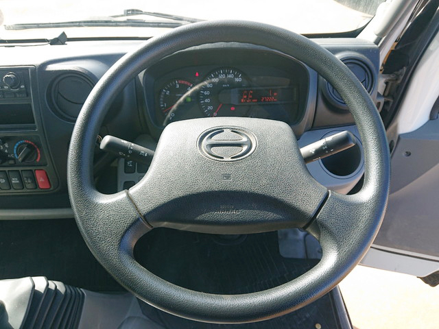 日野デュトロ平ボディ小型（2t・3t）[写真25]