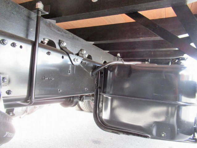 三菱ふそうファイタークレーン4段増トン（6t・8t）[写真21]