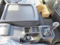 三菱ふそうファイタークレーン4段増トン（6t・8t）[写真39]