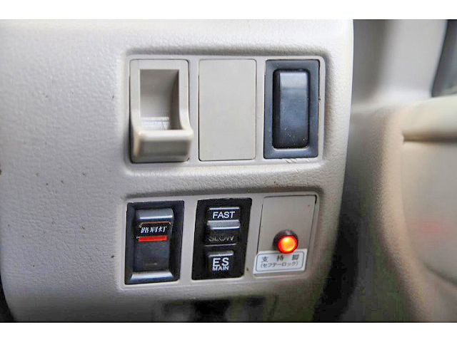 トヨタダイナセーフティローダー小型（2t・3t）[写真38]