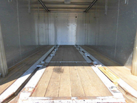 三菱ふそうキャンターアルミバン小型（2t・3t）[写真10]