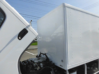 三菱ふそうキャンターアルミバン小型（2t・3t）[写真22]