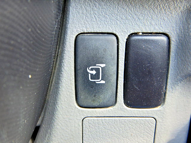 トヨタトヨエースダンプ小型（2t・3t）[写真23]