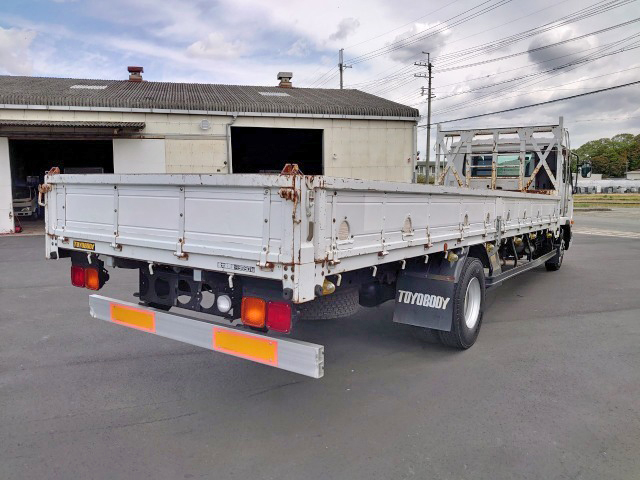 UDトラックスコンドル平ボディ中型（4t）[写真03]