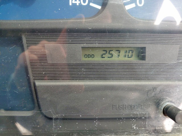 UDトラックスコンドル平ボディ中型（4t）[写真32]