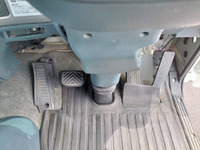 UDトラックスコンドル平ボディ中型（4t）[写真38]