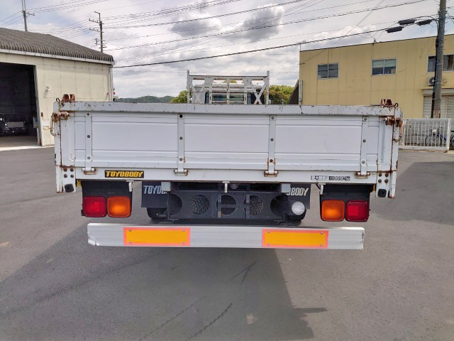 UDトラックスコンドル平ボディ中型（4t）[写真07]