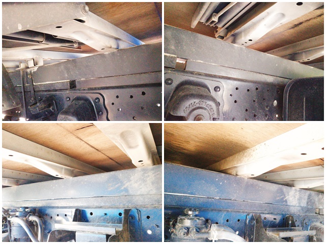 日野デュトロ幌ウイング小型（2t・3t）[写真17]