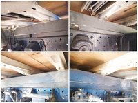 日野デュトロ幌ウイング小型（2t・3t）[写真17]