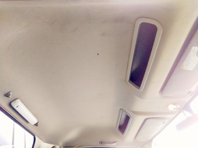 日野デュトロ幌ウイング小型（2t・3t）[写真31]