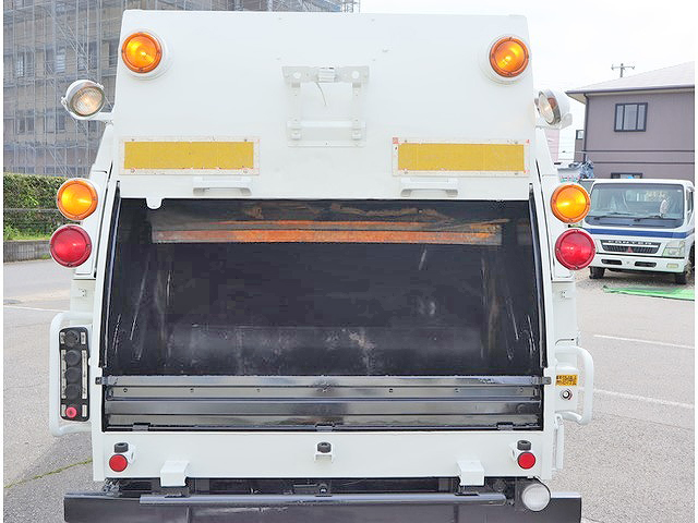 いすゞエルフパッカー車（塵芥車）小型（2t・3t）[写真10]