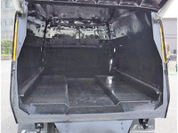 いすゞエルフパッカー車（塵芥車）小型（2t・3t）[写真12]