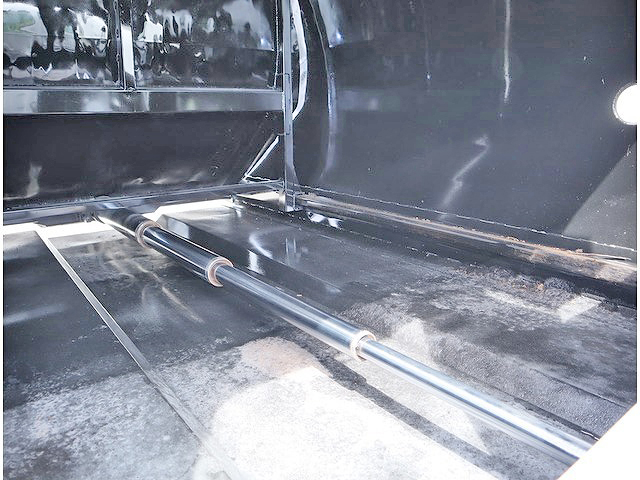 いすゞエルフパッカー車（塵芥車）小型（2t・3t）[写真13]