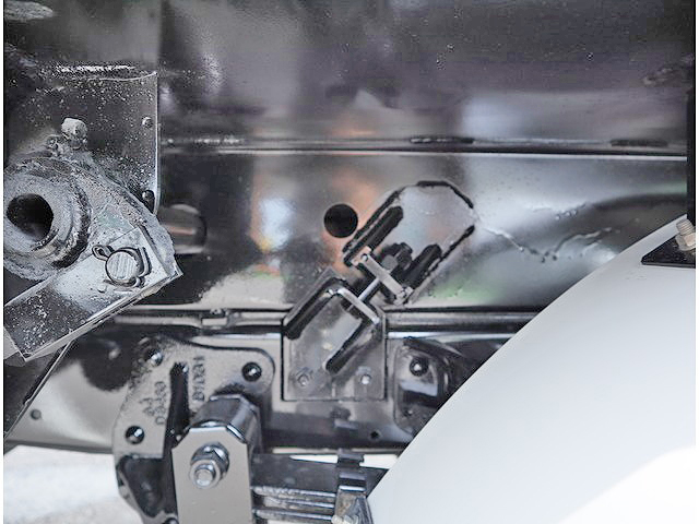 いすゞエルフパッカー車（塵芥車）小型（2t・3t）[写真32]