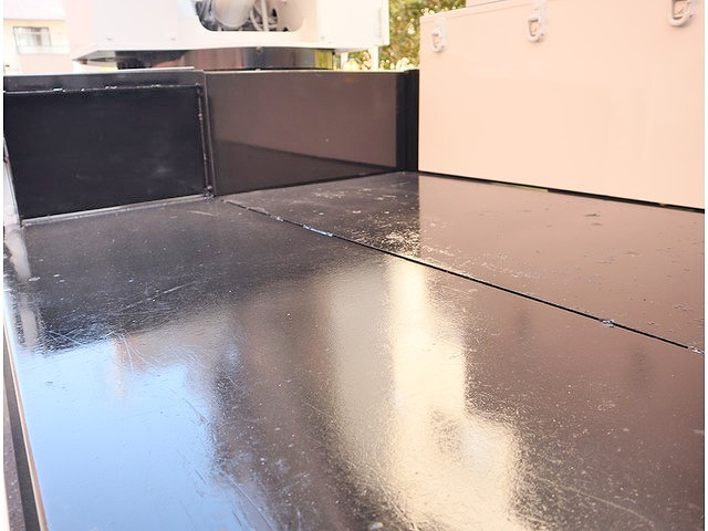 いすゞエルフ高所作業車小型（2t・3t）[写真11]