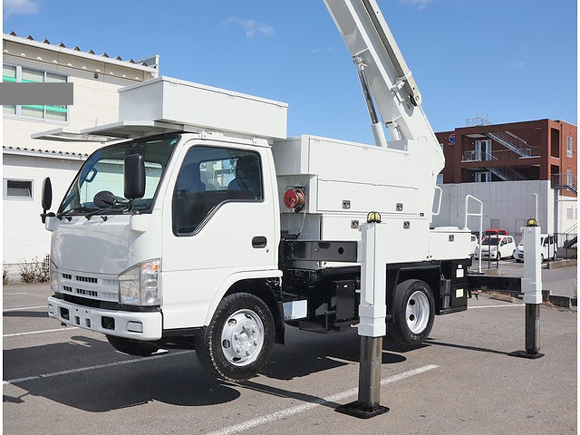 いすゞエルフ高所作業車小型（2t・3t）[写真04]