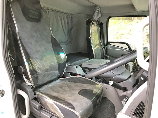 UDトラックスコンドルアルミバン中型（4t）[写真28]