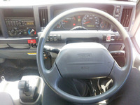 マツダタイタン保冷バン小型（2t・3t）[写真35]