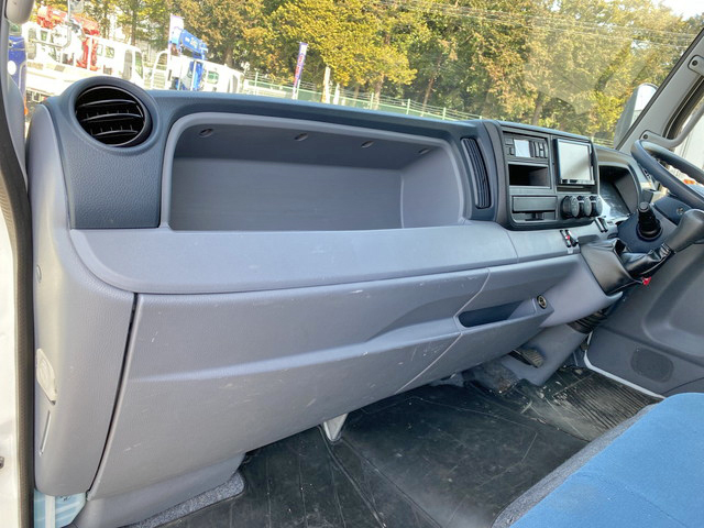 三菱ふそうキャンター冷凍車（冷蔵車）小型（2t・3t）[写真34]