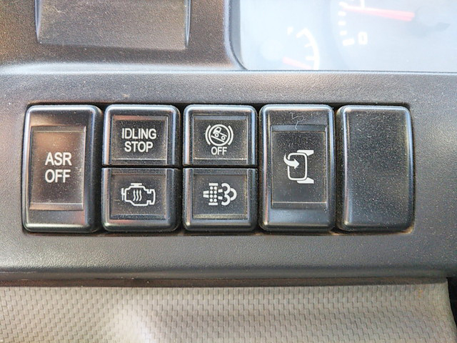 いすゞエルフダンプ小型（2t・3t）[写真30]